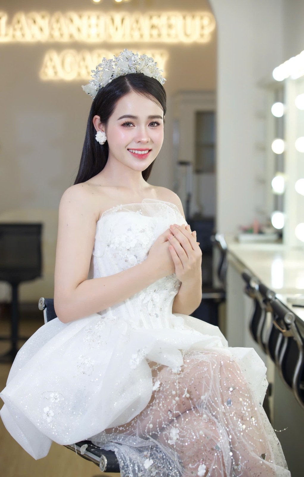 Trang Điểm Cô Dâu Tự Nhiên – Tôn Vẻ Đẹp Nguyên Bản